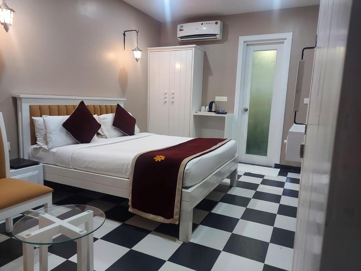 Gold Beach Villa Daman Exterior foto
