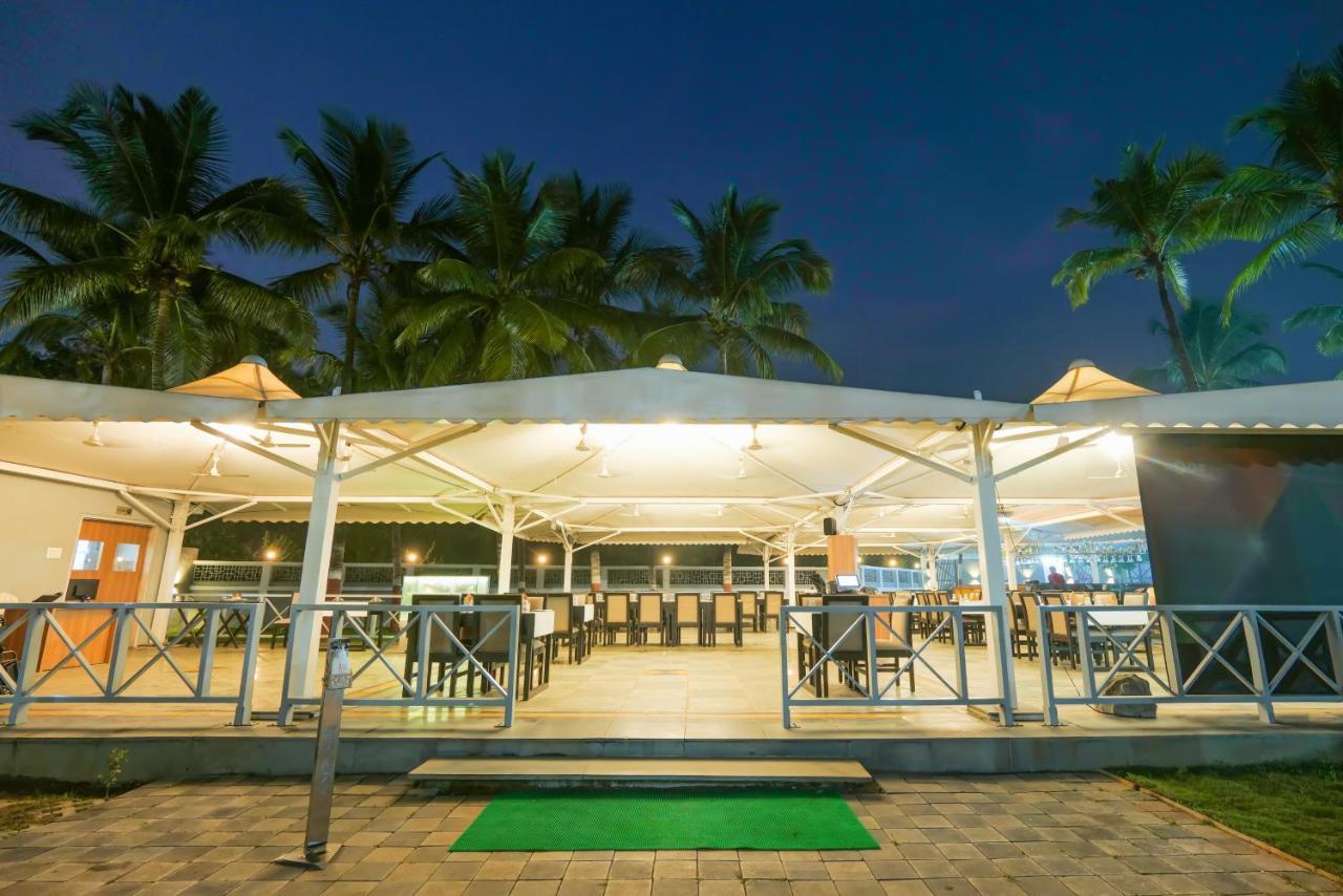 Gold Beach Villa Daman Exterior foto